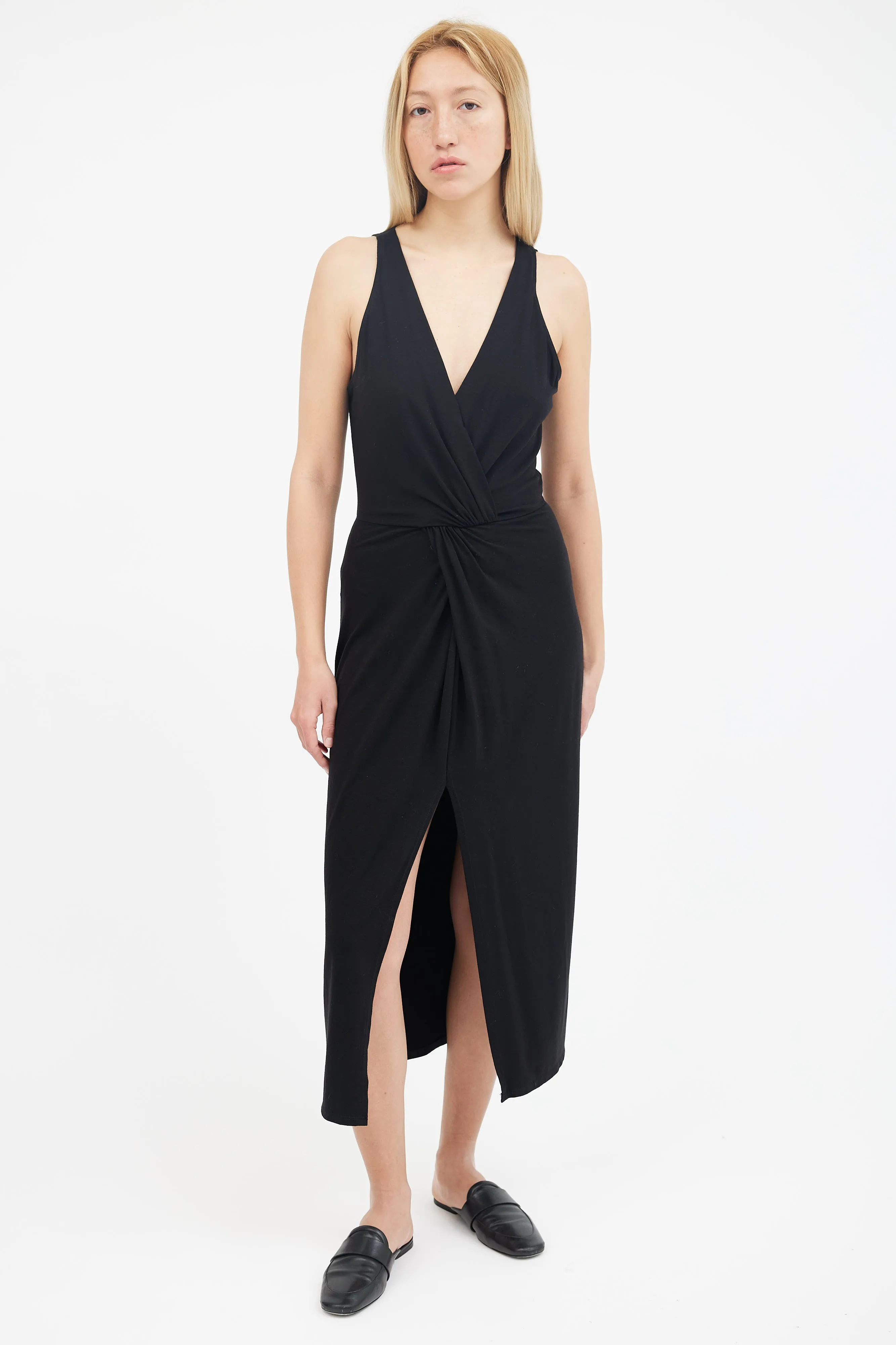 Black Sleeveless Midi Dress