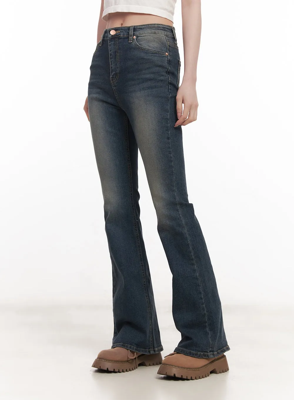 Camilla Washed Bootcut Jeans CM517
