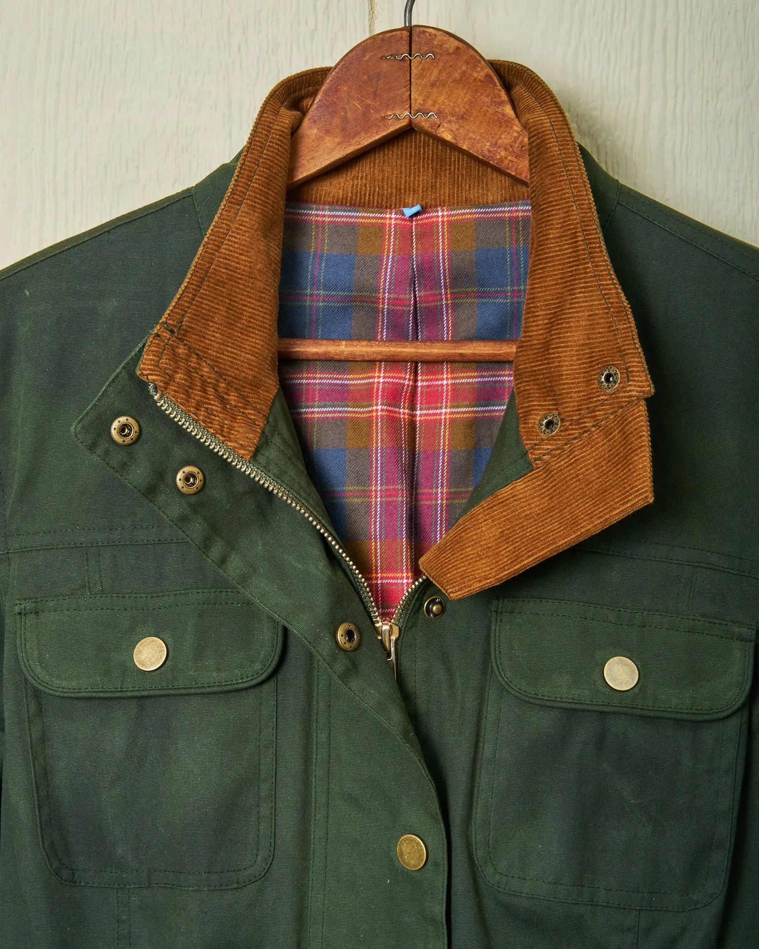 Women’s Aberdeen Jacket in Olive Waxed Canvas